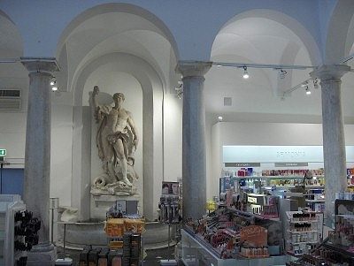 Upim warenhuis, Genua, Upim department store, Genoa