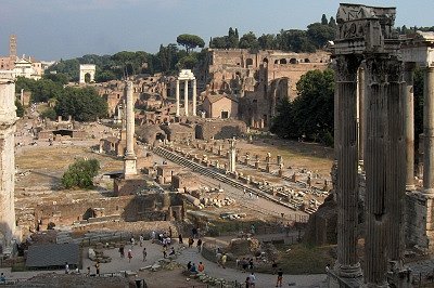 Tempel van Vespasianus en Titus