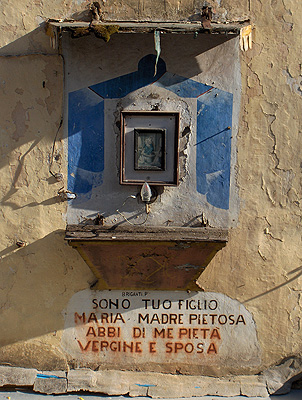 Madonnella in Sermoneta (Lazio, Itali), Madonnella in Sermoneta (Lazio, Italy)