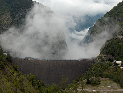 Diga del Vajont, Erto e Casso, Itali; Vajont-dam