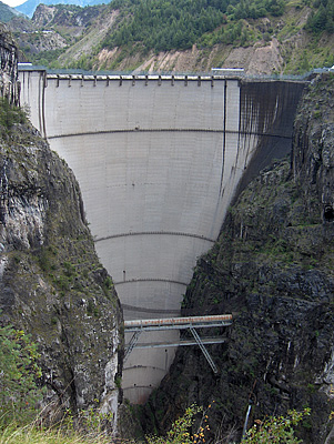 Diga del Vajont, Erto e Casso, Itali; Vajont-dam