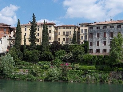Brenta (Bassano del Grappa, Itali), Brenta (Bassano del Grappa, Italy)
