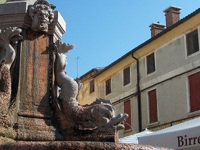 Fontana Bonaguro (Bassano del Grappa, Itali), Fontana Bonaguro (Bassano del Grappa, Italy)