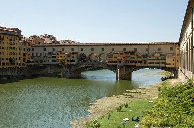 Ponte Vecchio (Florence, Toscane, Itali).; Ponte Vecchio (Florence, Tuscany, Italy).