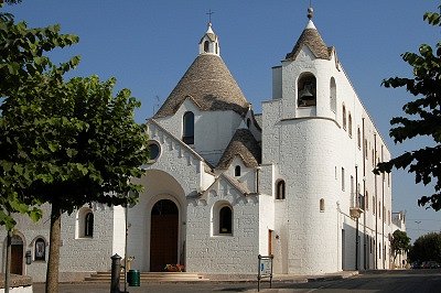 Trullokerk in Alberobello (Apuli, Itali), trullochurch in Alberobello (Apulia, Italy)