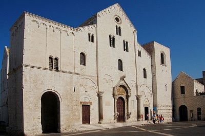 Basilica di San Nicola (Bari, Apuli, Itali); Basilica di San Nicola (Apulia, Italy)