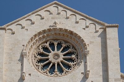 Kathedraal van Bitetto (Apuli, Itali); Bitetto Cathedral (Apulia, Italy)