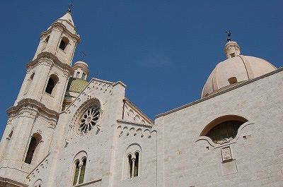 Kathedraal van Bitetto (Apuli, Itali); Bitetto Cathedral (Apulia, Italy)