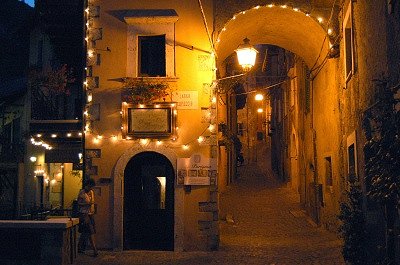 Tagliacozzo (Abruzzen, Italië); Tagliacozzo (Abruzzo, Italy)
