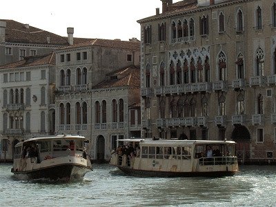 Vaporetti (Veneti, Itali); Vaporetti (Venice, Italy)