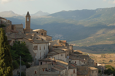 Capestrano (AQ, Abruzzen, Itali); Capestrano (AQ, Abruzzo, Italy)