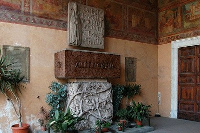 Sint-Laurentius buiten de Muren (Rome), Saint Lawrence outside the Walls (Rome)