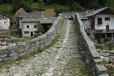 Fondo (Vico Canavese, TO, Pimonte, Itali), Fondo (Vico Canavese, TO, Piemonte, Italy)