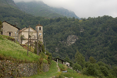 Succinto (Traversella), Pimonte, Itali; Succinto (Traversella), Piemonte, Italy