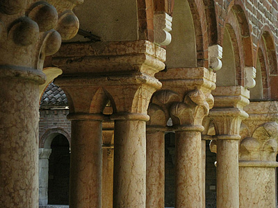 Kruisgang. Basilica di San Zeno, Verona; Basilica of San Zeno (San Zenone), Verona