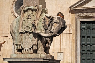 Olifantje van Bernini (Rome, Itali), Minerva