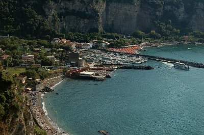 Haven van Vico Equense (Campani, Itali); Vico Equense Harbour (Campania, Italy)
