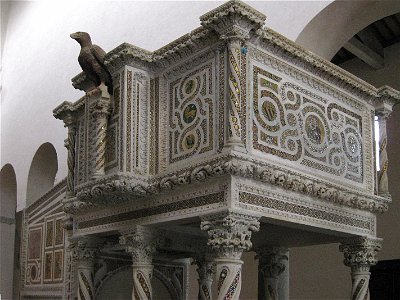 Evangeliekansel (Ravello, Campani, Itali).; Pulpit of the Gospels (Ravello, Campania, Italy.