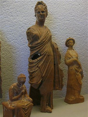 Terracotta votiefbeeldjes, (Paestum, Itali); Votive terracottas, Paestum (Campania, Italy)