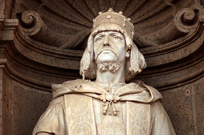 Rogier II van Sicili (Napels, Campani); Royal Palace, Naples (Campania, Italy)