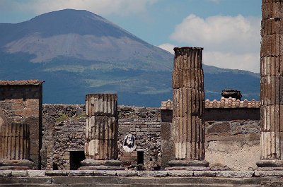 Tempel van Jupiter, Pompeii, Temple of Jupiter, Pompeii