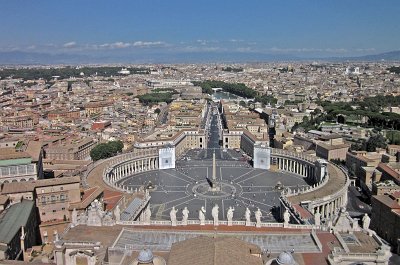 Sint-Pietersplein, Rome, St. Peter