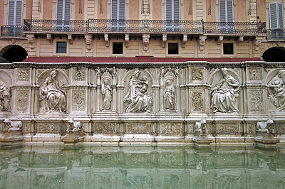 Fonte Gaia, Siena, Toscane, Itali; Fonte Gaia, Siena, Tuscany, Italy