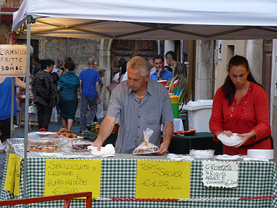 Scurcola (Abruzzen, Itali), Scurcola (Abruzzo, Italy)