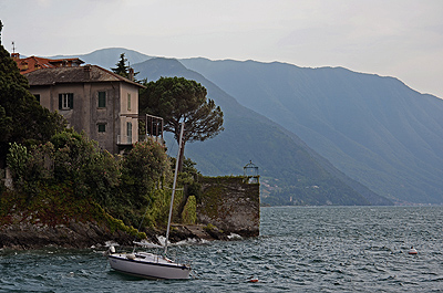 Varenna, Comomeer (Lombardije, Itali); Varenna, Lake Como (Lombardy, Italy)