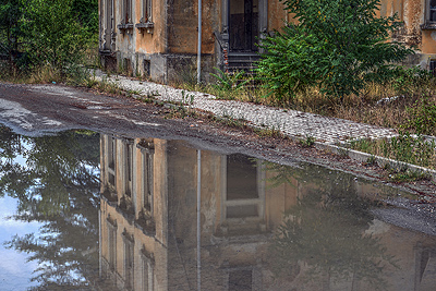 Verlaten fabriek in Pallerone, (Toscane, Itali); Abbandoned factory in Pallerone (Tuscany, Italy)