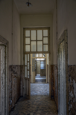 Verlaten fabriek in Pallerone, (Toscane, Itali); Abbandoned factory in Pallerone (Tuscany, Italy)