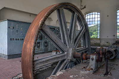 Verlaten fabriek in Pallerone, (Toscane, Itali); Abbandoned factory in Pallerone (Tuscany, Italy)