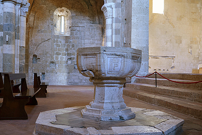 Kathedraal van Sovana (Toscane, Itali), Sovana Cathedral (Tuscany, Italy)