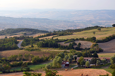 Landschap bij Radicofani (Si. Toscane, Itali), Landscape near Radicofani (Si. Tuscany, Italy)