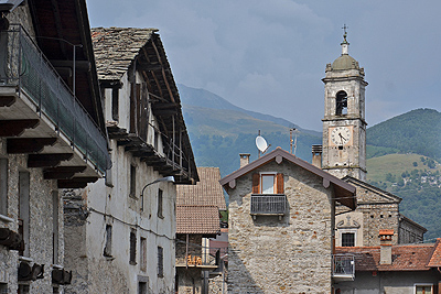 Livio, Comomeer (Lombardije, Itali); Livio, Lake Como (Lombardy, Italy)