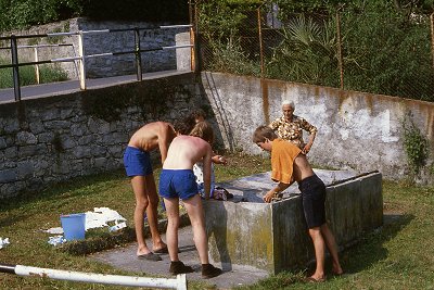 Wasles ( Lombardije, Itali), Washing lessons (Lombardy, Italy).