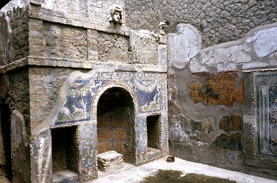 Zomertriclinium, Herculaneum (Campani, Itali), Summer triclinium, Herculaneum (Campania, Italy)