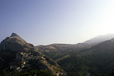 Corvara (Abruzzen, Itali); Corvara (Abruzzo, Italy)