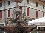 Fontana Bonaguro (Bassano del Grappa, Itali); Fontana Bonaguro (Bassano del Grappa, Italy)