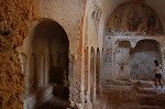 Grotkerk bij Fasano (Apuli, Itali); Cave church near Fasano (Apulia, Italy)