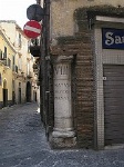 Romeinse mijlpaal, Aversa, Campani, Itali; Aversa, Roman milestone, Campania, Italy