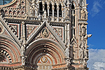 Gevel van de Dom van Siena, Toscane, Italië; Siena Cathedral, Tuscany, Italy