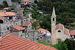 Castelvecchio di Rocca Barbena (Liguri, Itali); Castelvecchio di Rocca Barbena (Liguria, Italy)