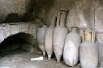 Winkel in Herculaneum (Campani, Itali); Shop in Herculaneum (Campania, Italy)